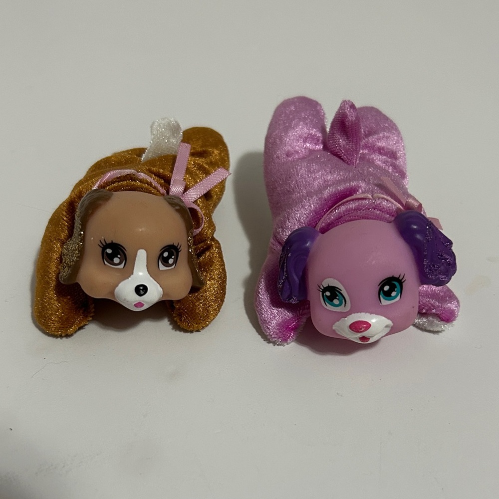 2 Puppy Surprise Dolls